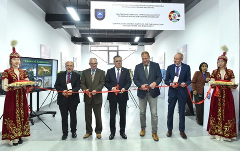 251106 Eröffnung CAGEB