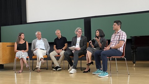 Podiumsdiskussion