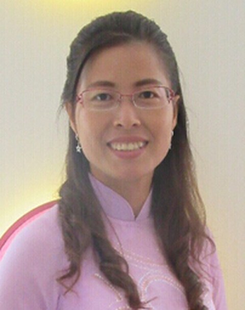 Portrait photo of Ms. Diep Dang