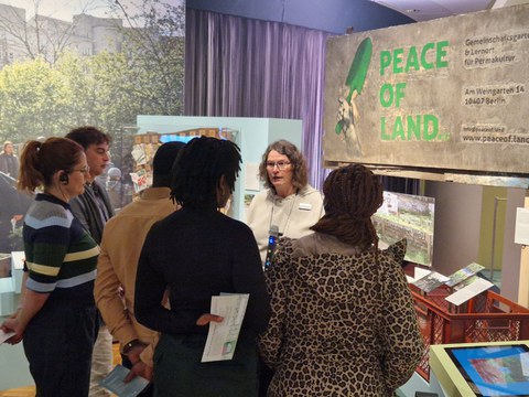 Ausstellung Leipzig Übern Zaun