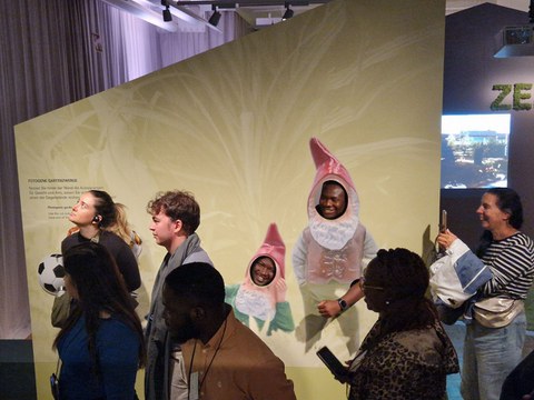 Ausstellung Leipzig Übern Zaun