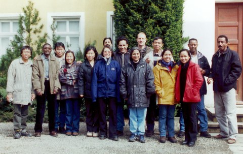 Alumni 2001-2003