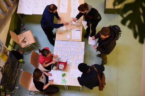 Tagungsbüro im Foyer des Hauptgebäudes