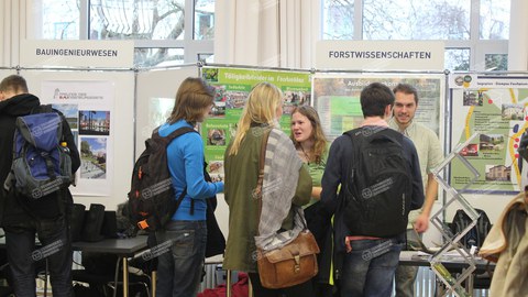 eine Aufnahme vom Campustag