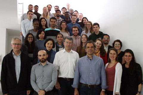 Group photo with all consortium partners