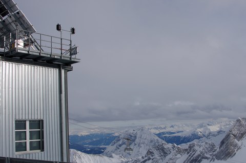 GNSS Station am Schneefernerhaus