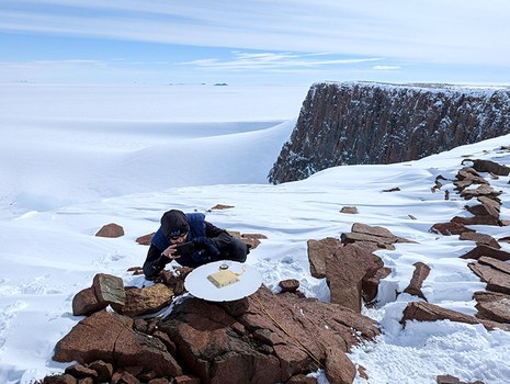 Aufbau der GNSS-Station VES2