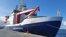 FS Polarstern vor dem Ablegen