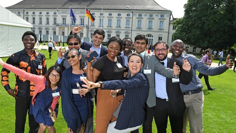 GA auf Schloss Bellevue