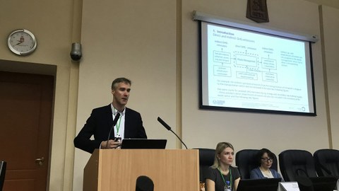 Dr. Christoph Wünsch während seines Vortrages in Perm in Russland im Dezember 2019