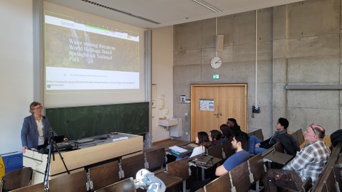 Inspirierender Gastvortrag von Dr. Margaret Shanafield an der TU Dresden