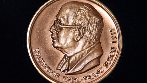 Abbildung der Karl-Franz -Busch-Medaille