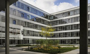 Innenhof Chemie und Hydrowissenschaften