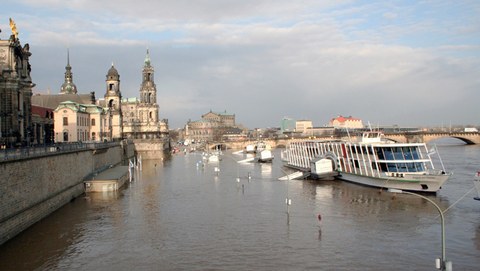 Elbe-Hochwasser in Dresden 2002