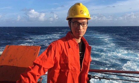 Foto Dr. Rui Zhu im Forschungskontext