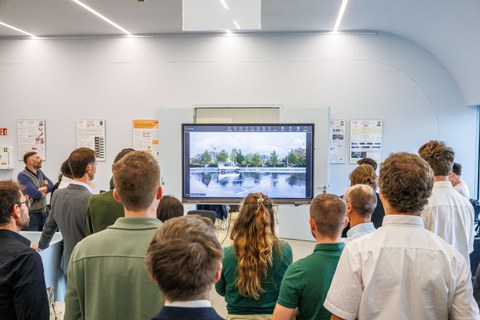 Absolut II Meilenstein IV