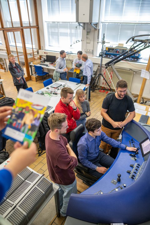 Uni-Tag an der Professur für Elektrische Bahnen
