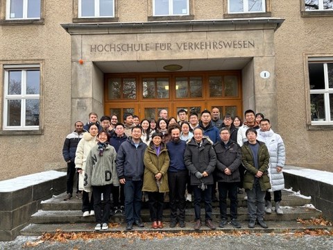 Participants of the Workshop in front of the Potthoffbau