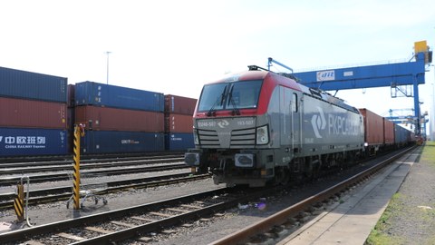 Container transshipment along the Eurasion rail corridor