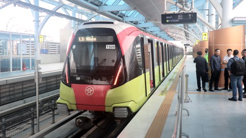Metrozug in Station