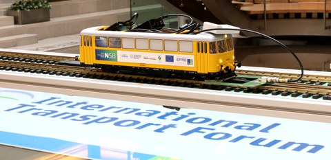 Triebwagen auf dem ITF