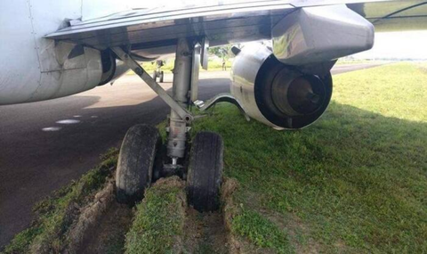 Increased landing gear loads due to rolling on soft soil in the course of a RWY excursion