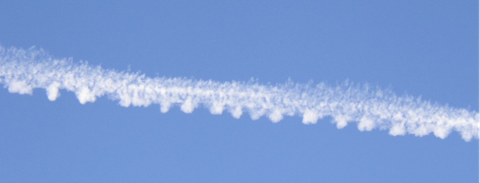 Contrail_Foto_lang