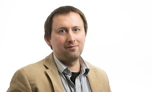 Dr. Martin Himmel
