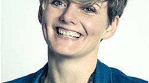 Porträtfoto Karen Rauschenbach