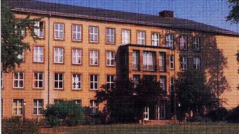 Potthoffbau, Campus der TU Dresden