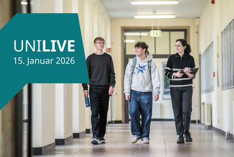 Studierende im GHerhart-Potthoff-Bau