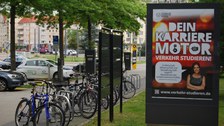 Mobility point of the Dresdner Verkehrsbetriebe at Nürnberger Platz in front of the Gerhart Potthoff Building of the TU Dresden