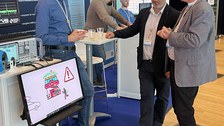 Gespräche am Stand