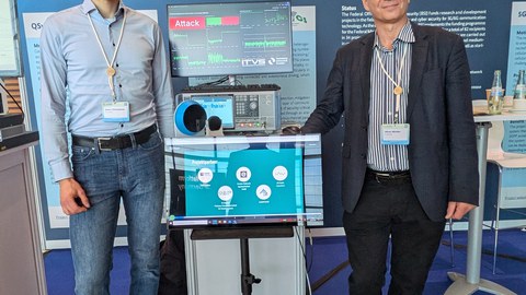 Stand mit Professor Michler