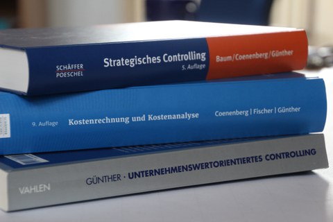 Auswahl der Buchveröffentlichungen des Lehrstuhls