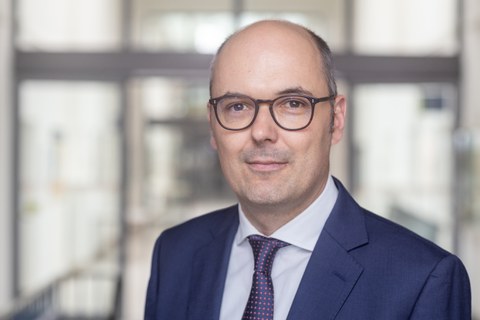 Prof. Hornuf