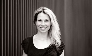 Cornelia Ernst