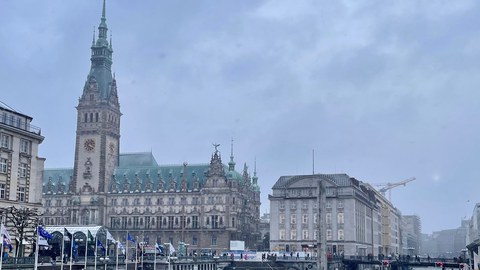 Blick aufs Hamburger Rathaus
