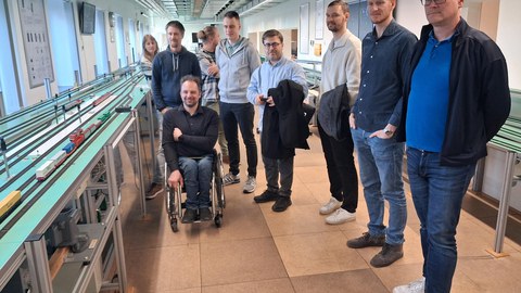 Explain Train Eisenbahnlabor 2