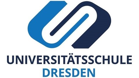 Logo of the university school Dresden. Two U's interlocking in 2 different shades of blue. Underneath the logo "Universitätsschule Dresden" in two different shades of blue.