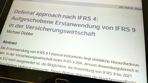 Veröffentlichung des Lehrstuhls zeigt: Deutsche und österreichische Kernversicherer schieben Erstanwendung von IFRS 9 auf