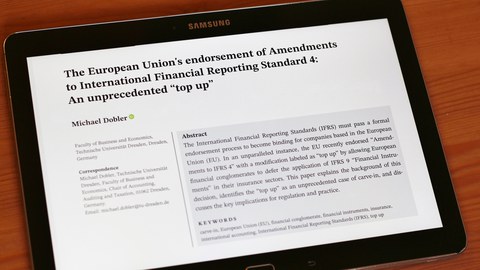 The European Union's endorsement of Amendments to International Financial Reporting Standard 4: An unprecedented “top up”