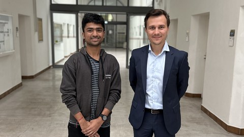 Siddharth Suman mit Prof. Becker