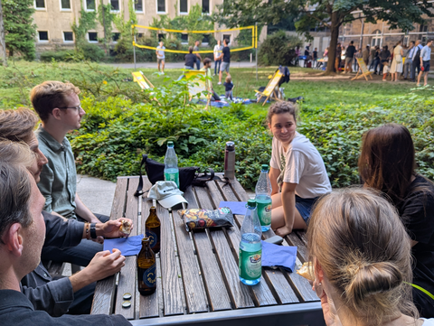 Zu sehen ist das Grillfest 2025