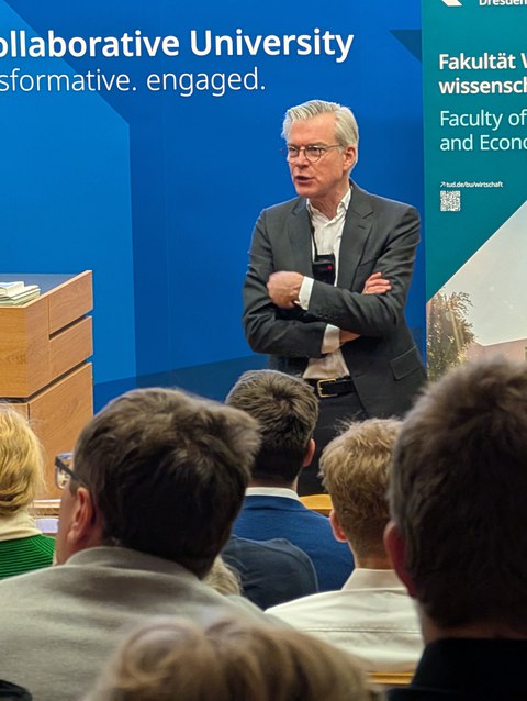 Es ist Prof. Dr. Martin Werding zu sehen