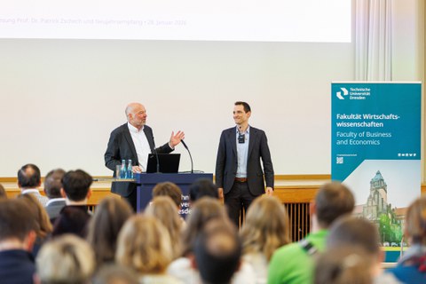 Zu sehen sind Prof. Thum und Prof. Zschech