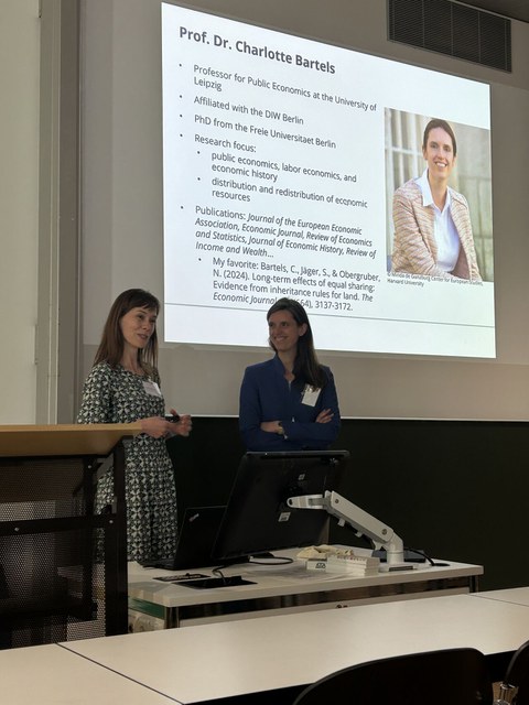 Zu sehen sind Kamila Cygan-Rehm und Charlotte Bartels.