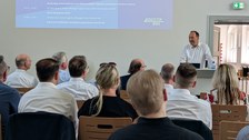 Zu sehen ist Prof. Lasch bei seiner Abschiedsveranstaltung