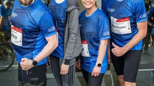 Man sieht das Team des Dekanats bei der REWE Team Challenge.