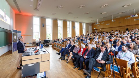 Das Auditorium zur 30 Jahr-Feier der Fakultät 